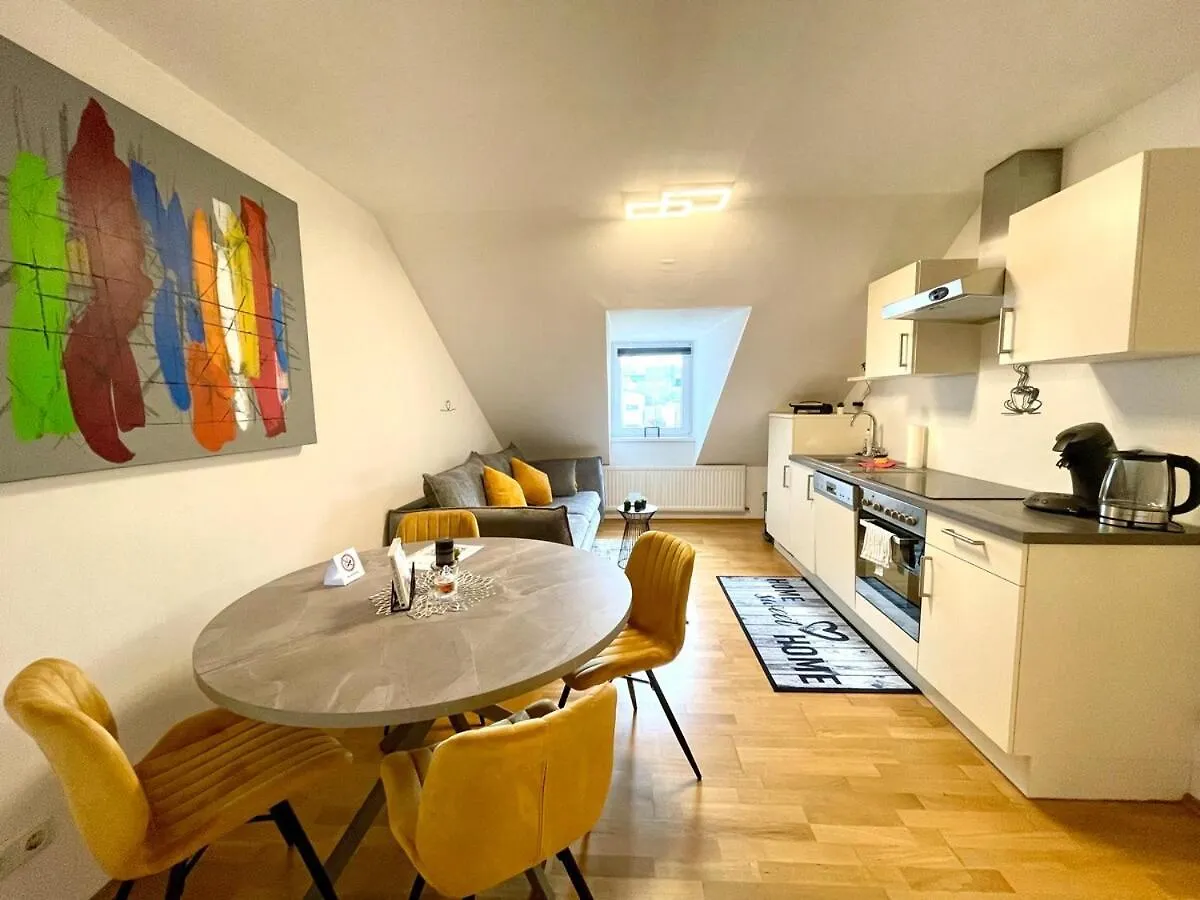 Modern City Apartment With Flair Graz 0*,